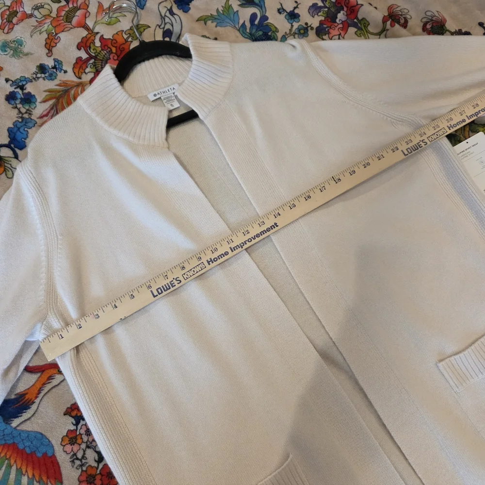 Athleta Alpine Spirit Wrap XL Nwt - Picture 9 of 9